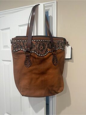 NWT - American Darling Brown Leather Tote Bag with Floral Tooled Trim w/strap